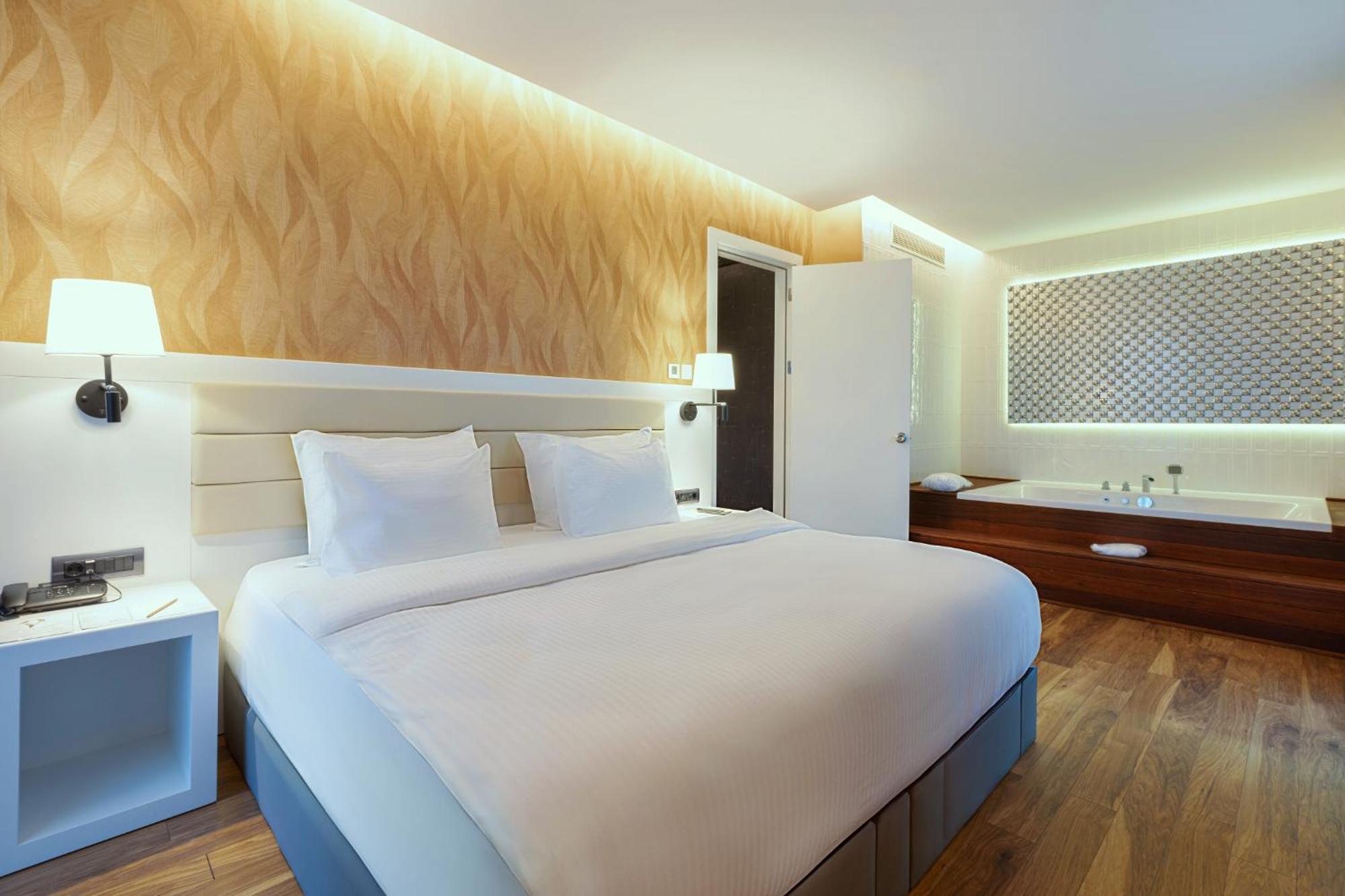 Park Dedeman אסקיסהיר מראה חיצוני תמונה A bedroom at the hotel