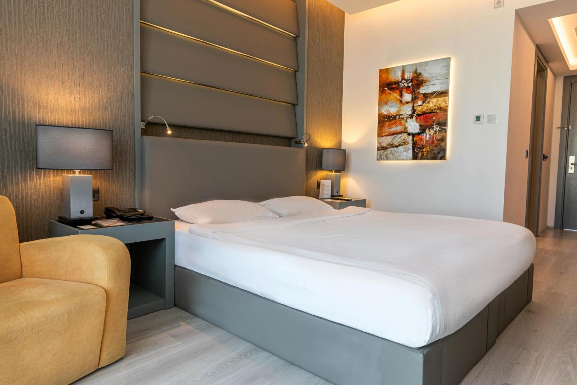 Park Dedeman אסקיסהיר מראה חיצוני תמונה A bedroom at the hotel